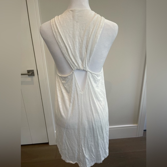 Shirt - Picture 3 of 4